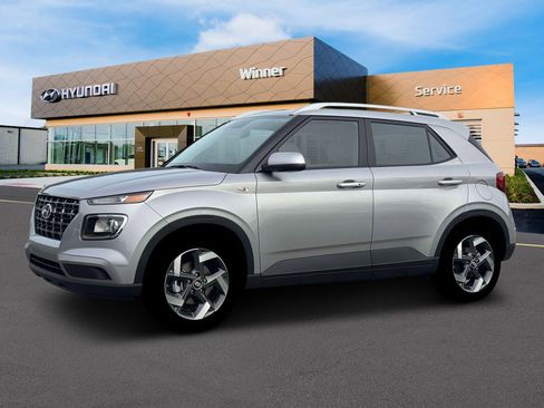 New 2026 Hyundai Venue SEL FWD image 2