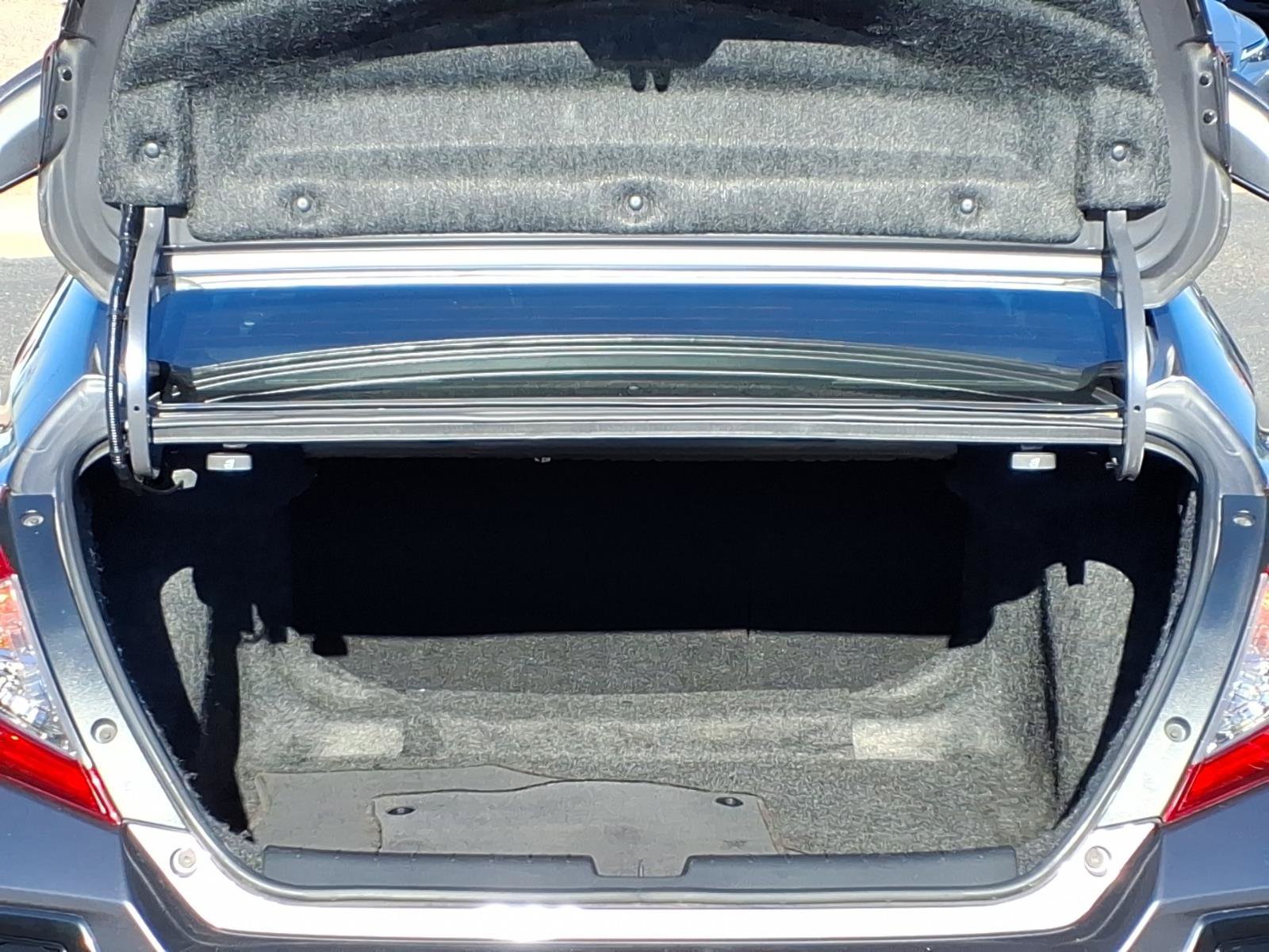 Used 2018 Honda Civic Si image 16