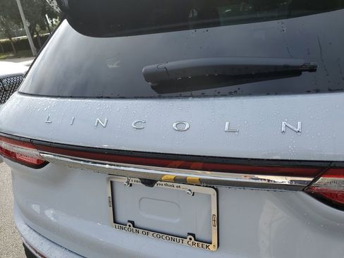 New 2026 Lincoln Corsair Premiere image 5