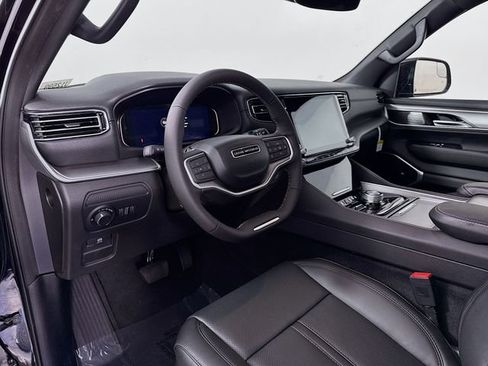 New 2026 Jeep Grand Wagoneer L 4WD image 9
