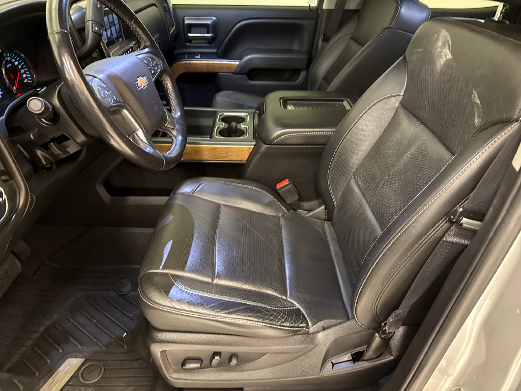 Used 2018 Chevrolet Silverado 1500 LTZ w/ Texas Edition AWD/4WD image 17