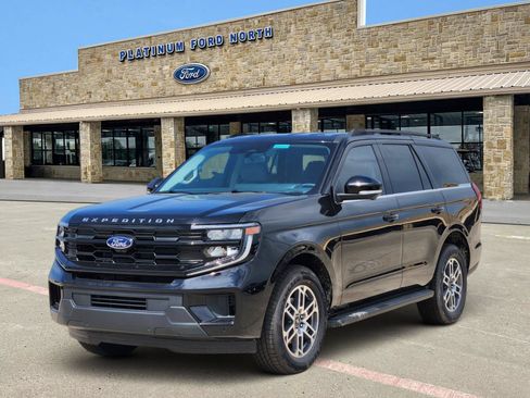 New 2026 Ford Expedition Active RWD image 2