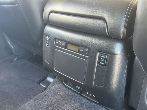 Used 2017 Nissan Armada Platinum w/ Captain Seat Package image 20