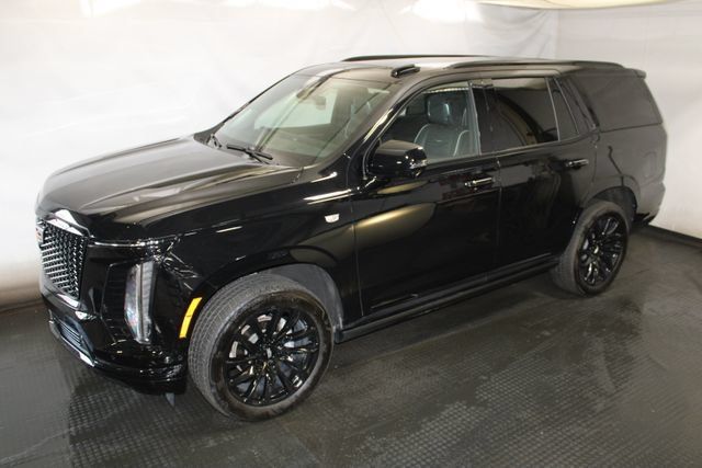 Used 2025 Cadillac Escalade Sport Platinum w/ LPO, Floor Liner Package AWD/4WD image 2