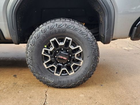 New 2026 GMC Sierra 2500 AT4X image 58