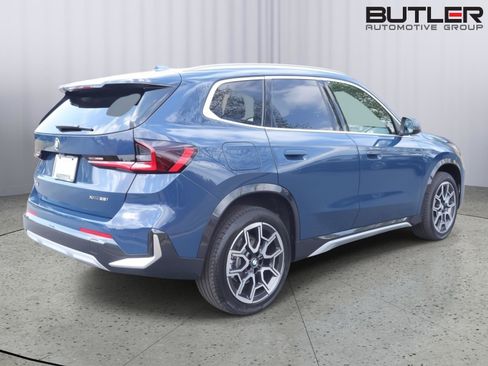 New 2026 BMW X1 xDrive28i w/ Technology Package AWD/4WD image 7