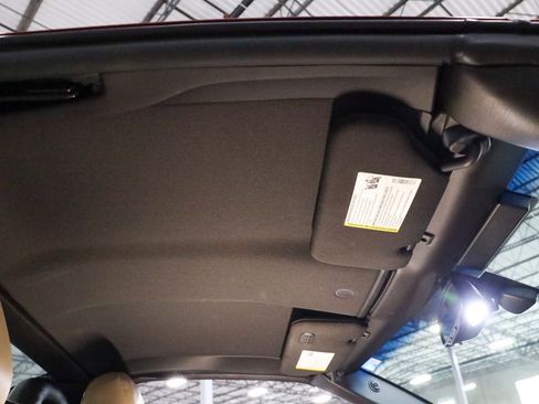 Used 2008 Cadillac XLR RWD image 30