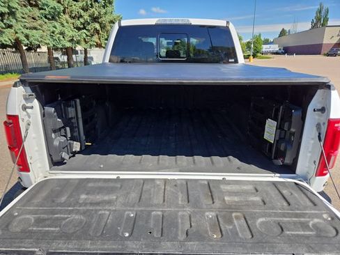 Used 2019 Ford F150 Raptor w/ Equipment Group 802A Luxury AWD/4WD image 34
