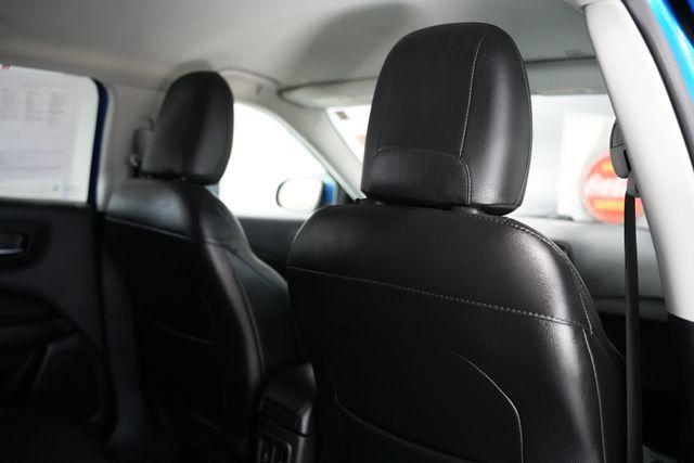 Used 2019 Jeep Compass Limited AWD/4WD image 17