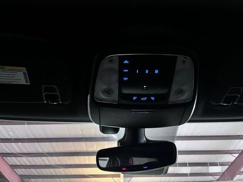 Used 2024 Dodge Durango GT RWD image 31