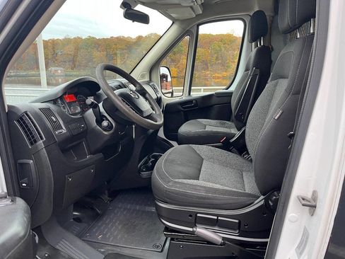 Used 2015 RAM ProMaster 2500 w/ Interior Convenience Group image 7