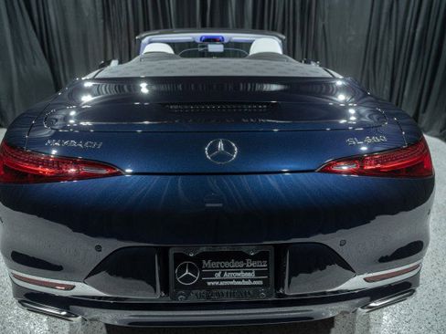 New 2026 Mercedes-Benz Maybach SL 680 image 7