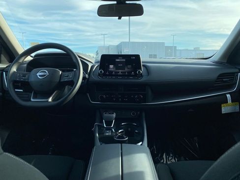 New 2026 Nissan Rogue S image 17