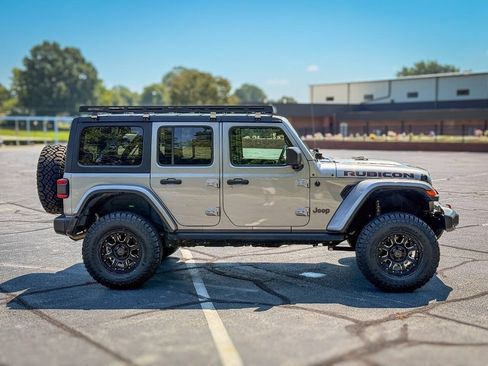 Used 2021 Jeep Wrangler Unlimited Rubicon AWD/4WD image 2