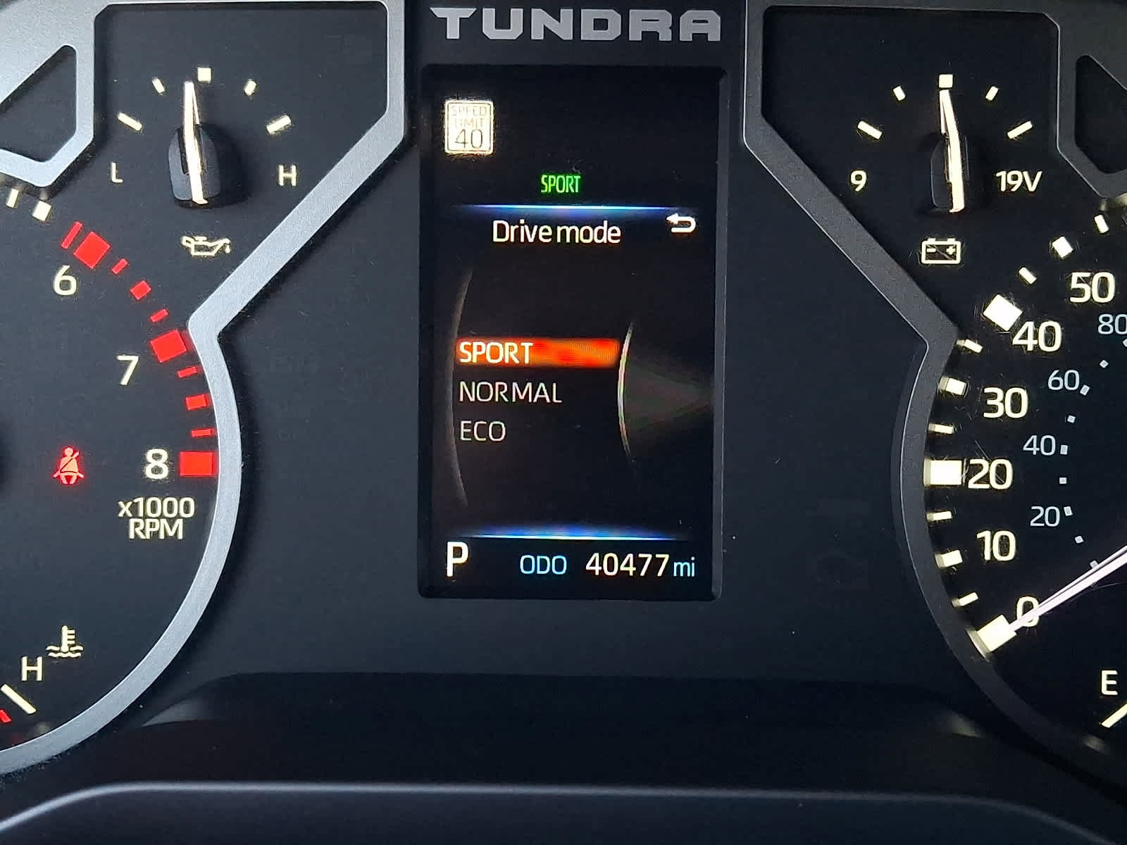 Used 2024 Toyota Tundra SR5 w/ TRD Off-Road Package AWD/4WD image 27