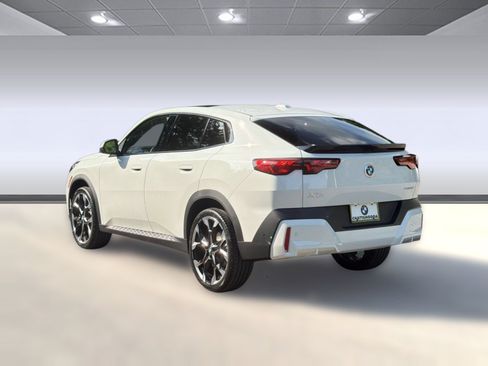New 2027 BMW X2 xDrive28i AWD/4WD image 3