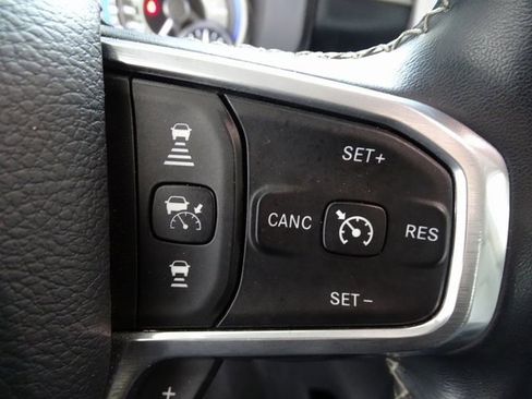 Used 2022 RAM 1500 Limited image 8