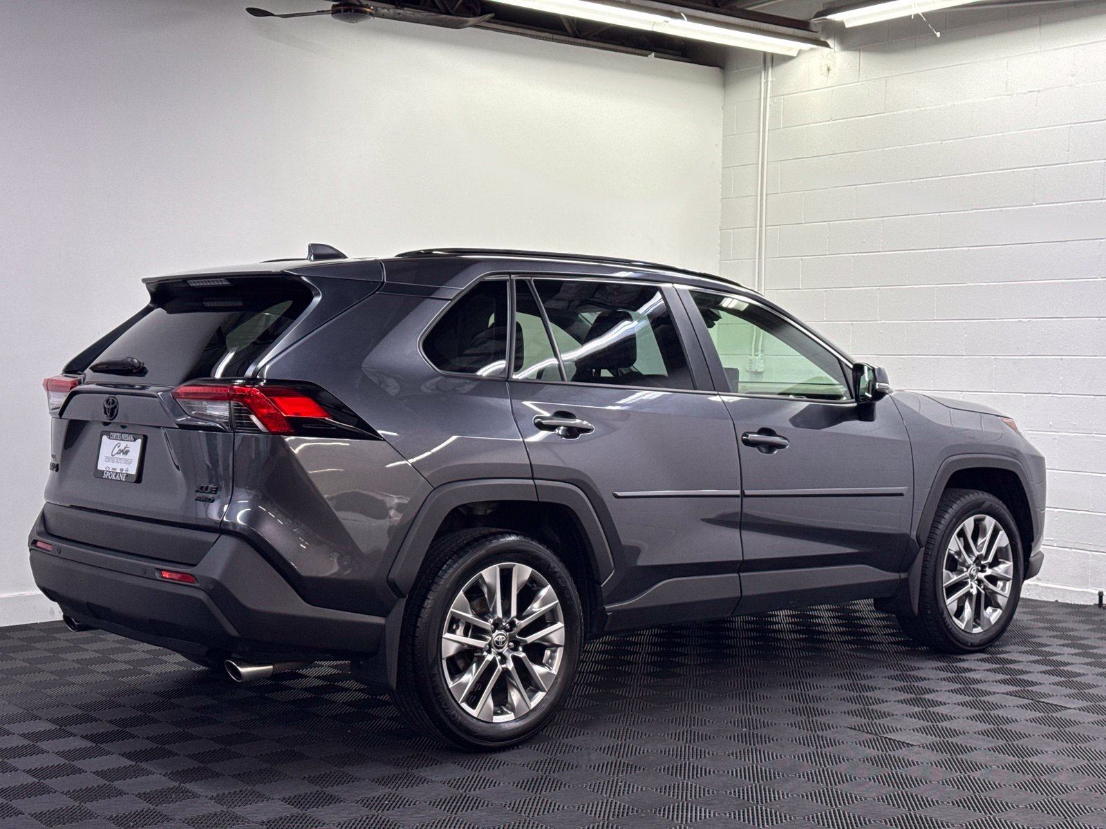 Used 2025 Toyota RAV4 XLE Premium w/ Weather Package AWD/4WD image 2