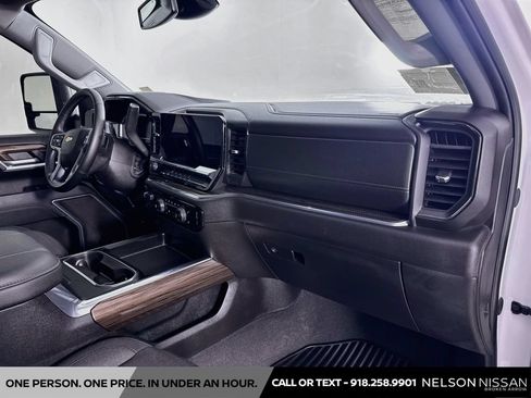 Used 2024 Chevrolet Silverado 2500 LT w/ Convenience Package AWD/4WD image 28
