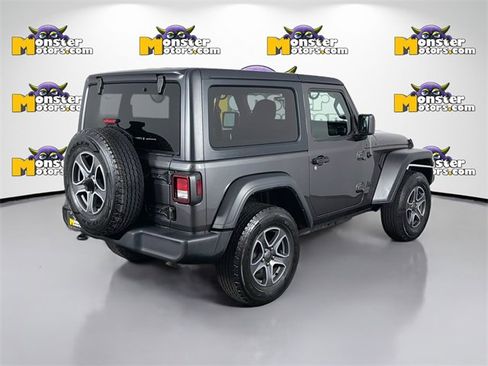 Used 2021 Jeep Wrangler Sport S image 5