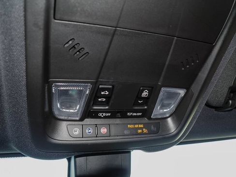 Certified 2022 Chevrolet Equinox RS FWD image 33