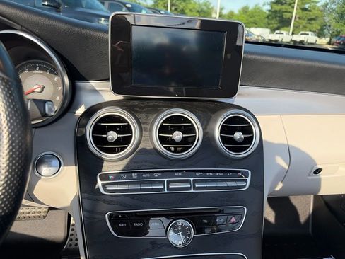 Used 2018 Mercedes-Benz C 300 4MATIC Cabriolet image 24