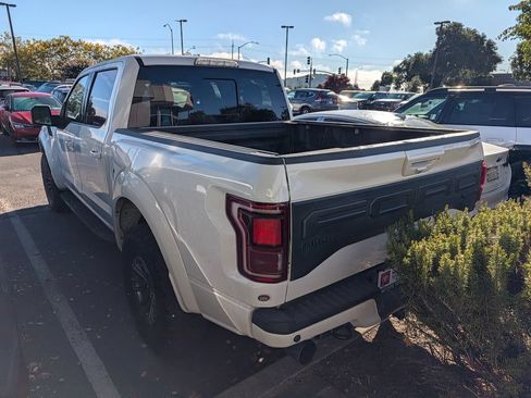 Used 2019 Ford F150 Raptor w/ Equipment Group 802A Luxury AWD/4WD image 2