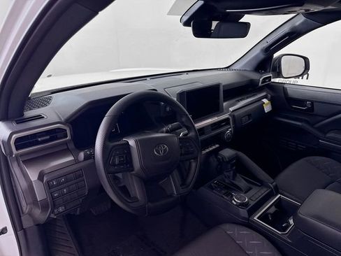 Used 2025 Toyota Tacoma SR5 AWD/4WD image 8