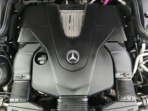 Used 2018 Mercedes-Benz E 400 4MATIC Coupe image 35