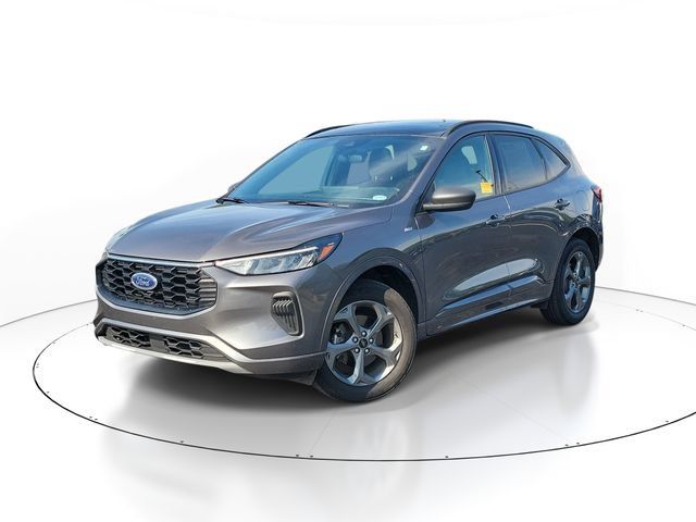 Certified 2024 Ford Escape ST-Line w/ Tech Pack #1 AWD/4WD image 1