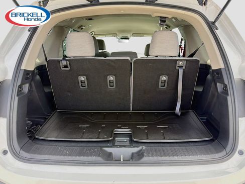 Certified 2023 Honda Pilot LX image 14