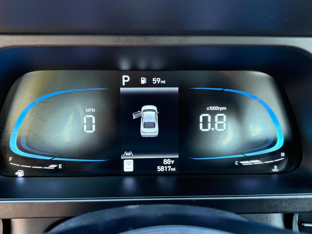 Certified 2025 Hyundai Elantra Sport FWD image 8