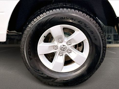 Used 2021 RAM 1500 Classic SLT image 36