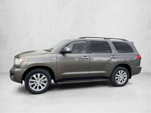 Used 2013 Toyota Sequoia Limited AWD/4WD image 4