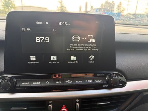 Used 2020 Kia Forte LXS FWD image 23