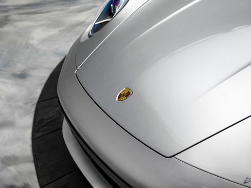 Used 2024 Porsche 911 Carrera S w/ Premium Package image 27