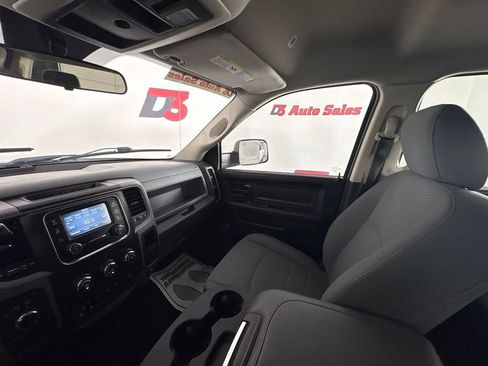 Used 2017 RAM 2500 Tradesman w/ Chrome Appearance Group AWD/4WD image 33