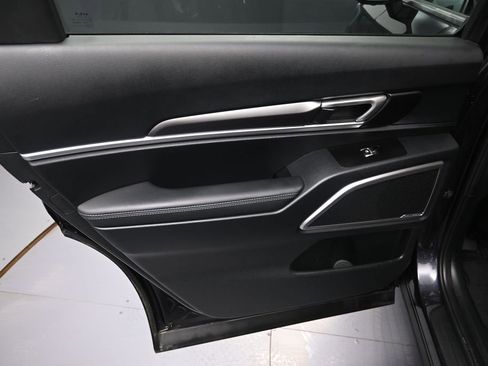 New 2025 Kia Telluride LX FWD image 28