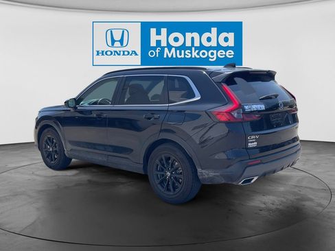 Used 2025 Honda CR-V Sport image 7