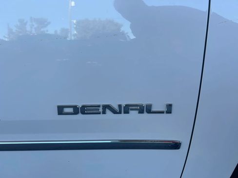 Used 2016 GMC Yukon Denali w/ Open Road Package AWD/4WD image 5