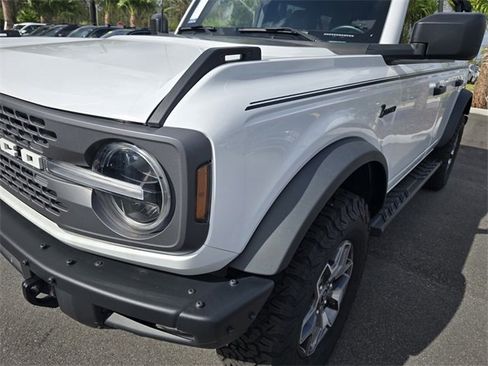 Used 2024 Ford Bronco Badlands image 20