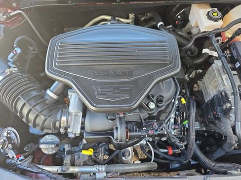 Certified 2023 Cadillac XT5 Premium Luxury w/ LPO, Floor Liner Package AWD/4WD image 31