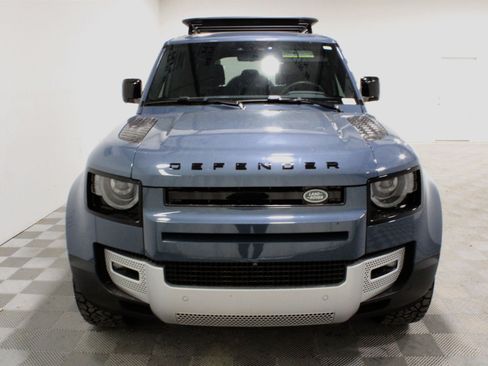 Used 2024 Land Rover Defender 110 S image 33