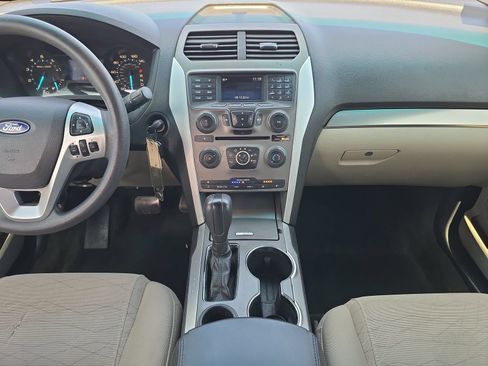 Used 2014 Ford Explorer FWD image 11