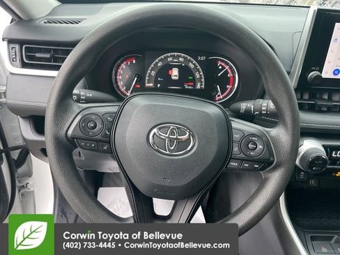 Used 2024 Toyota RAV4 XLE FWD image 22