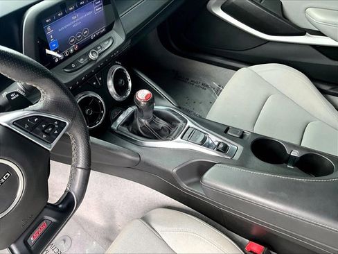Used 2022 Chevrolet Camaro SS image 15