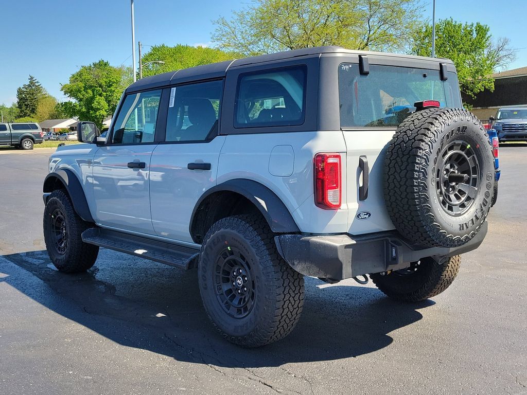 New 2026 Ford Bronco 4-Door w/ Sasquatch Package AWD/4WD image 6