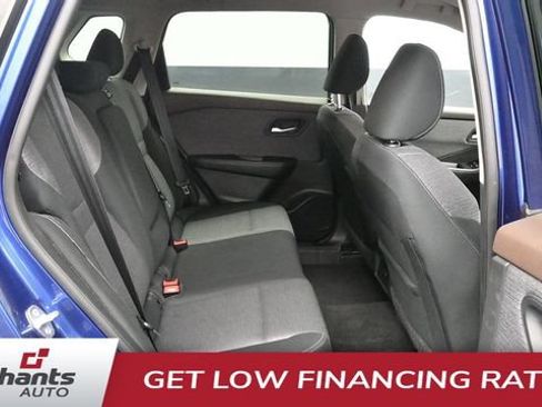 Used 2023 Nissan Rogue SV AWD/4WD image 15