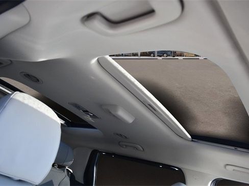 New 2026 Kia Carnival SX Prestige image 12