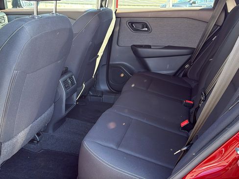 Certified 2023 Nissan Rogue S image 20